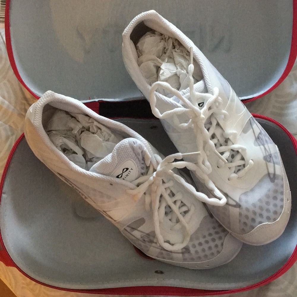 Brand new Nifinty Vengeance cheer shoes